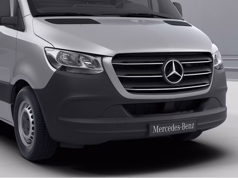 Grilles et baguettes automobile